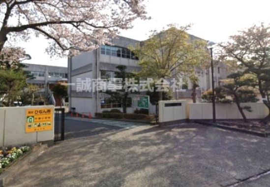 小学校　千波小学校（小学校）まで800m