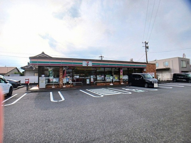 コンビニ　セブンイレブン　萩原４丁目店（コンビニ）まで400m