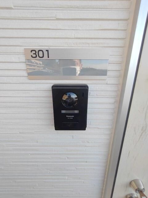 セキュリティ　モニター付きインターホンです