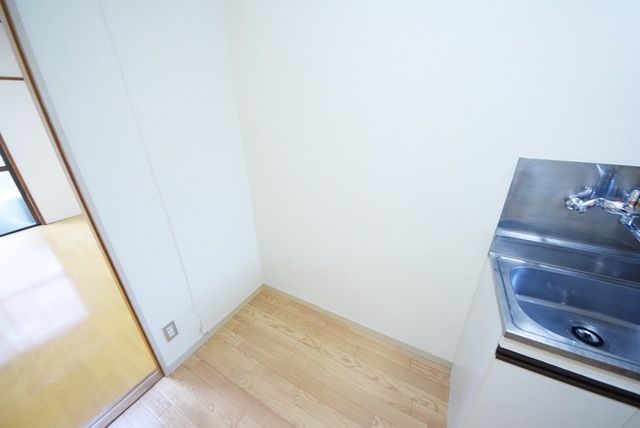 その他設備　★バス・トイレ別★南向きです★国領駅から徒歩3分★