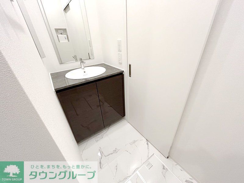 洗面設備　お部屋探しは株式会社　タウンハウジング　までお気軽にお問合…