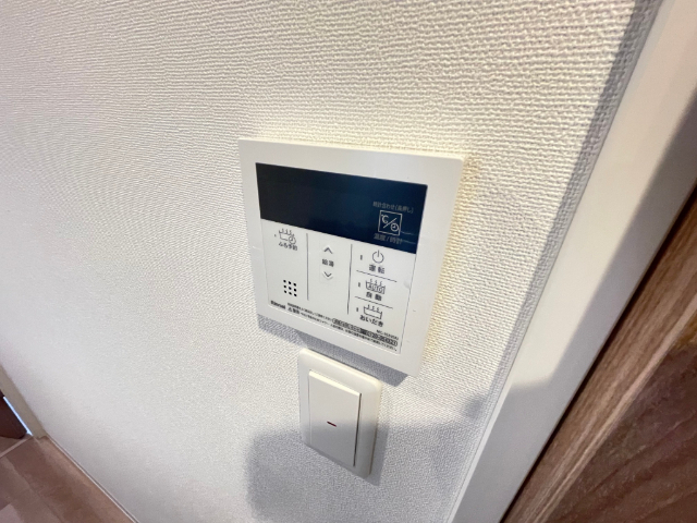 その他設備　給湯パネル