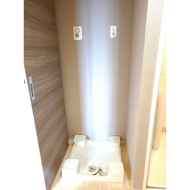 その他　洗濯機置き場