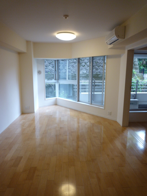 居室・リビング　内観1※別部屋参考写真