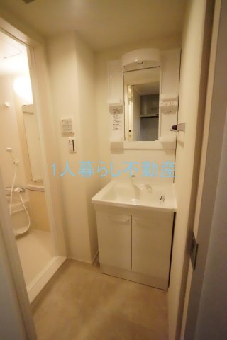 洗面設備　洗面所です