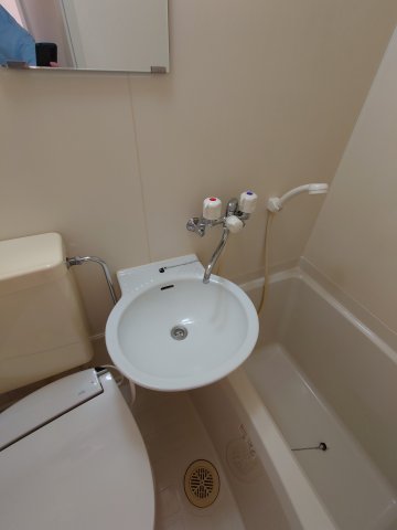 洗面設備　同仕様
