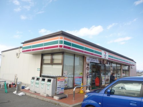 コンビニ　セブンイレブン 秦荘安孫子店（コンビニ）まで1968m