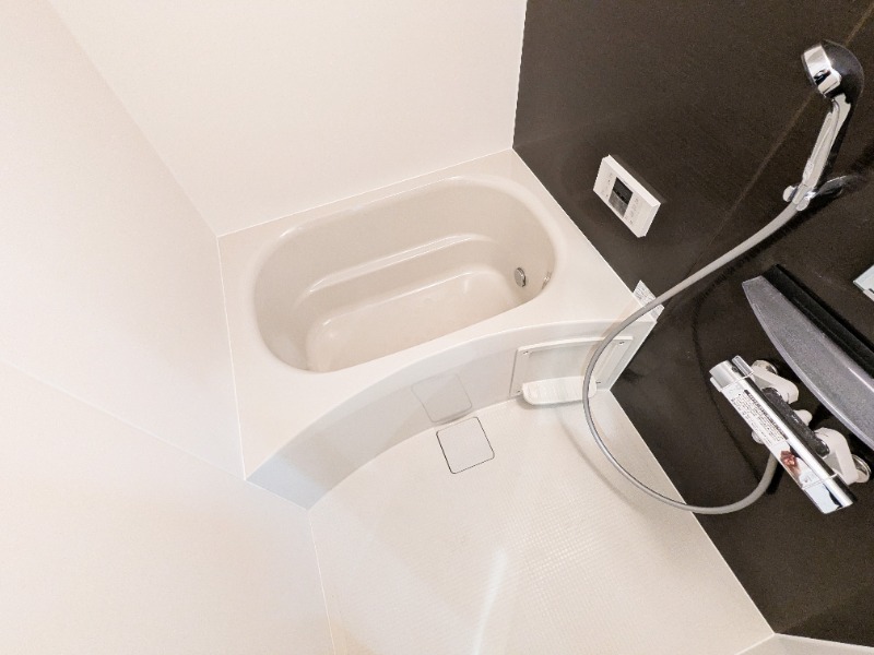 バス・シャワールーム　図面と現状に相違がある場合には現状を優先