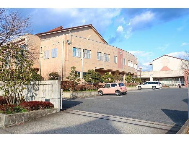 小学校　瑞浪市立瑞浪小学校（小学校）まで705m