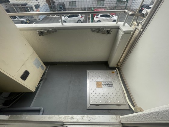 バルコニー　※別号室の写真になります