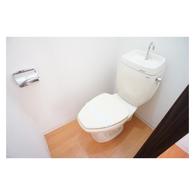 トイレ　清潔感のあるトイレ