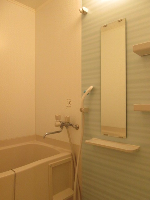 バス・シャワールーム　同タイプ他部屋