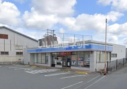 コンビニ　ローソン 茨木東安威二丁目店（コンビニ）まで985m