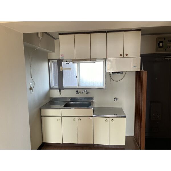 キッチン　別室の参考写真です。※現況優先