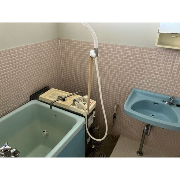 バス・シャワールーム　別室の参考写真です。※現況優先