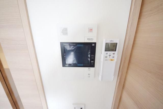 セキュリティ　モニター付インターホン