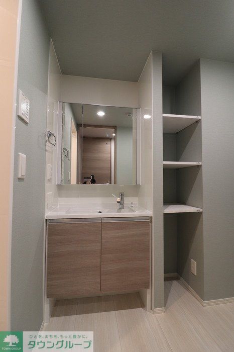 洗面設備　収納