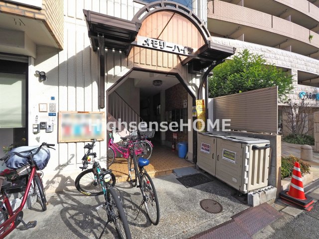 エントランス　清潔なエントランスです