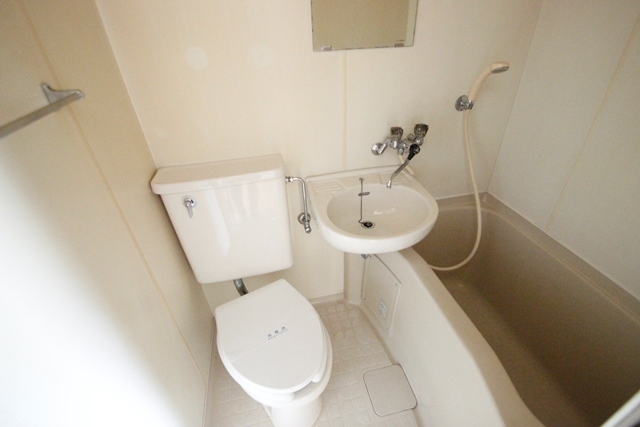 バス・シャワールーム　別号室の写真です。