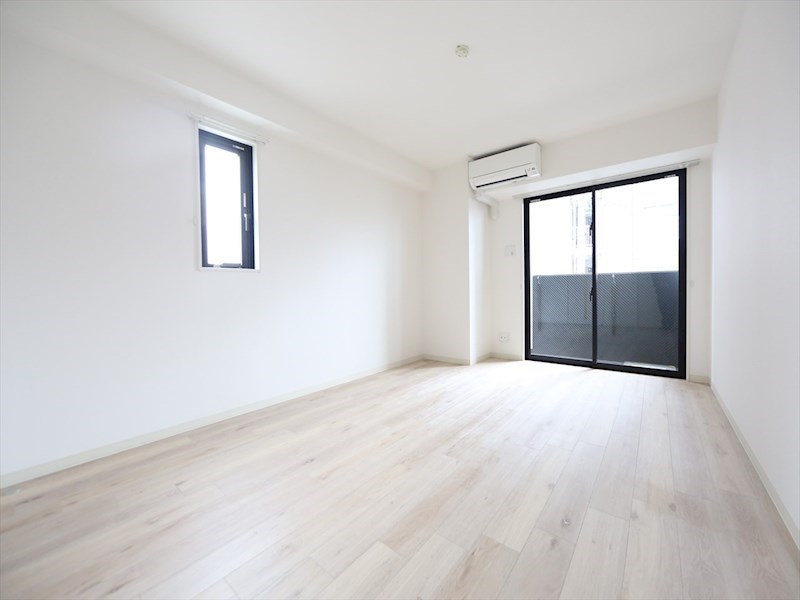 居室・リビング　洋室9.5帖　ウォークインクローゼット（収納充実してます）