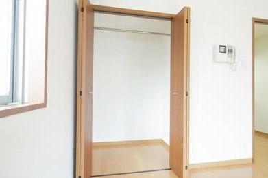 収納　豊富に収納頂けるクロゼットです