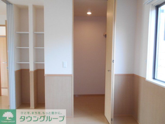 収納　※別号室参考写真です