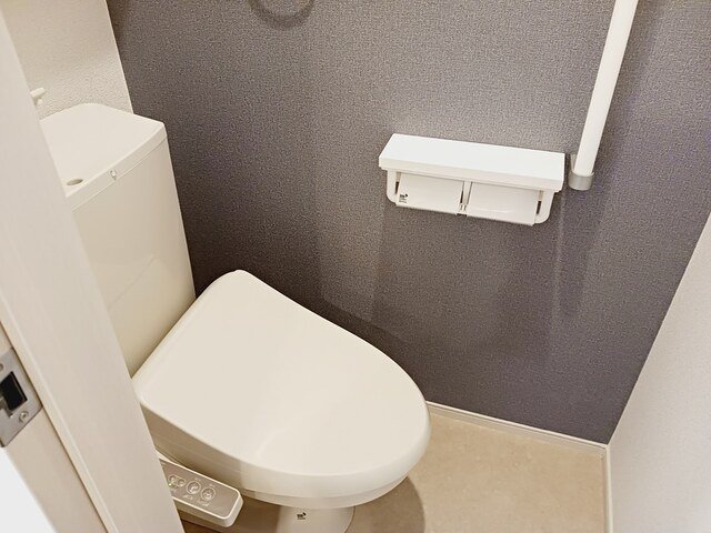 トイレ　清潔感のあるトイレです