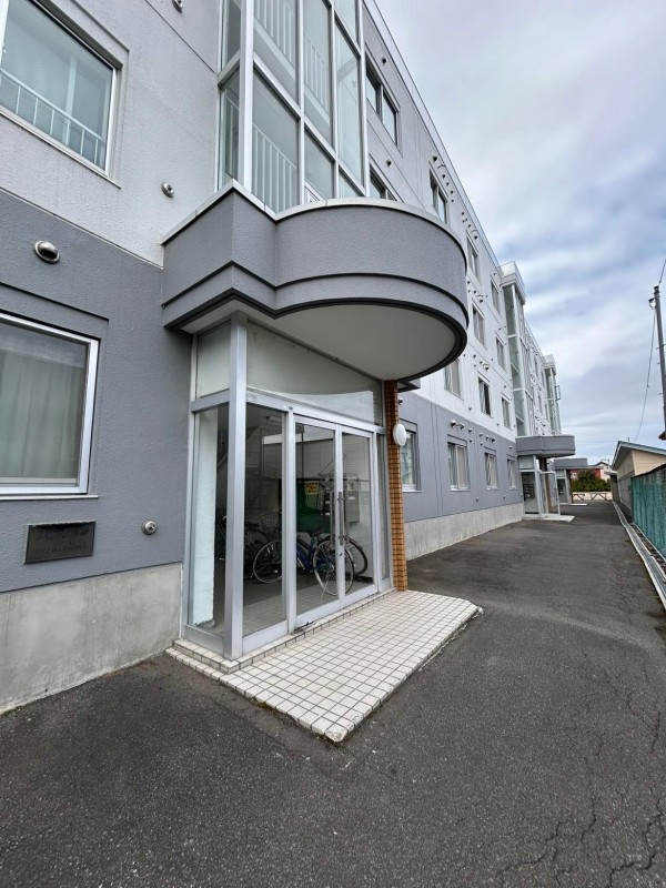 エントランス　エントランス