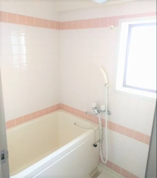 バス・シャワールーム　きれいなお風呂です