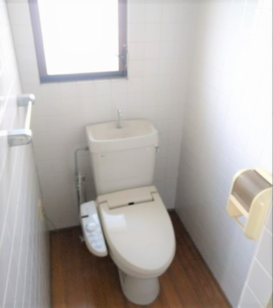 トイレ　ゆったりとした空間のトイレです