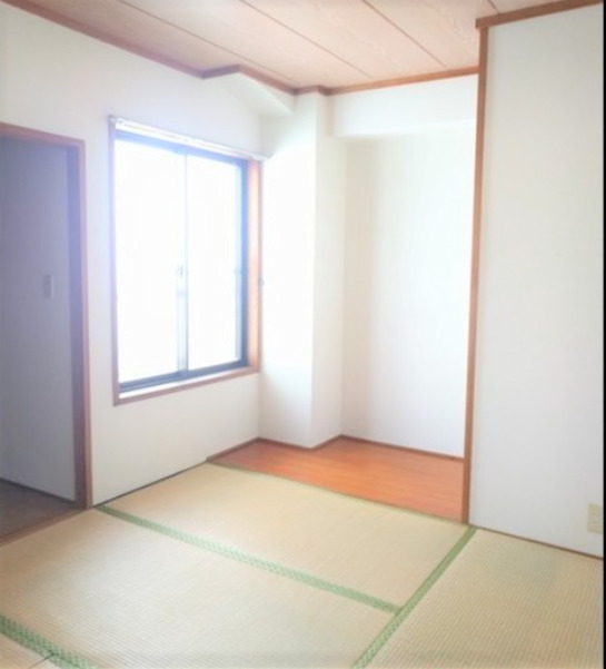 居室・リビング　きれいな和室です