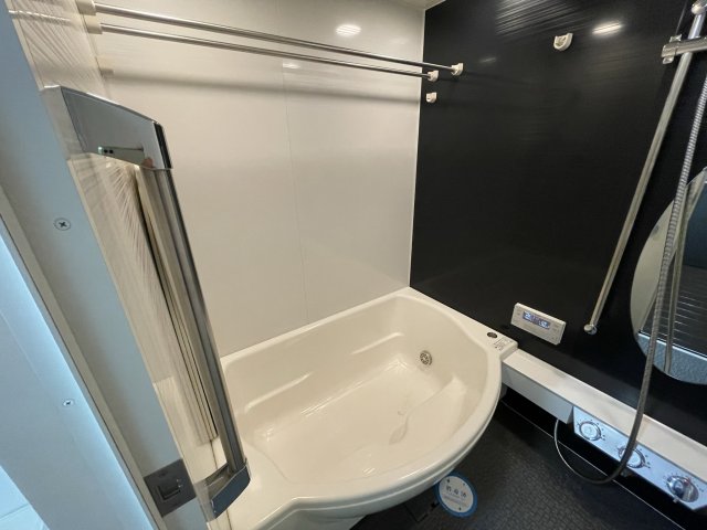 バス・シャワールーム　イメージとして同建物他部屋を表示しています