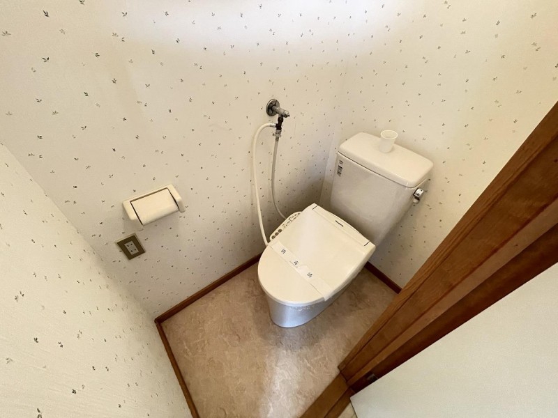 トイレ　トイレ