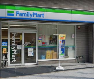 コンビニ　ファミリーマート 内久宝寺町三丁目店（コンビニ）まで191m