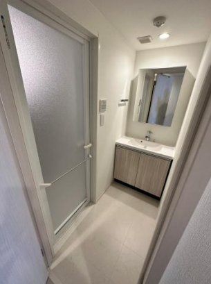 洗面設備　収納