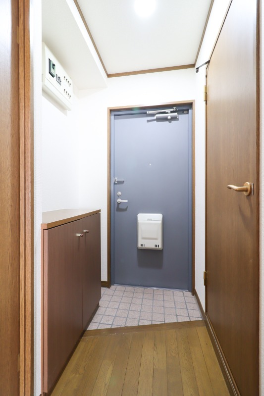 玄関　図面と現状に相違がある場合には現状を優先