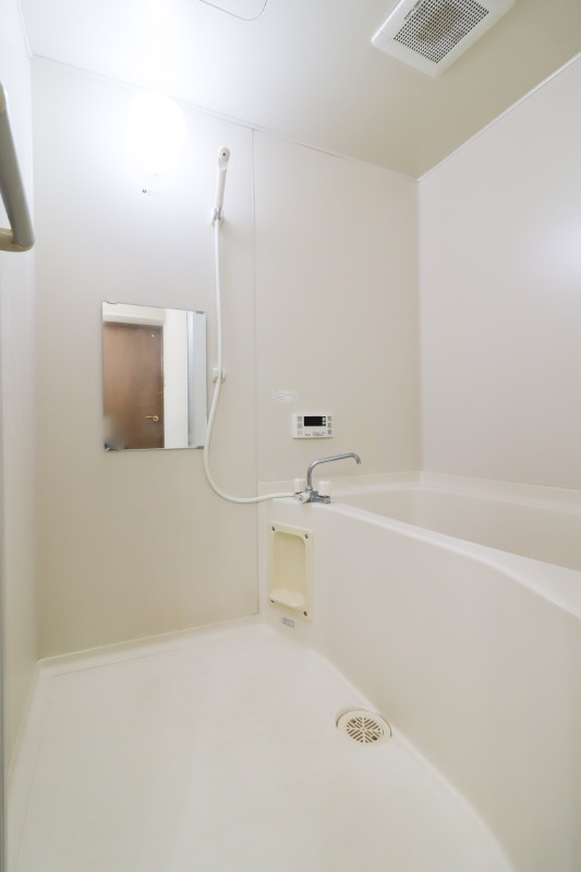 バス・シャワールーム　図面と現状に相違がある場合には現状を優先