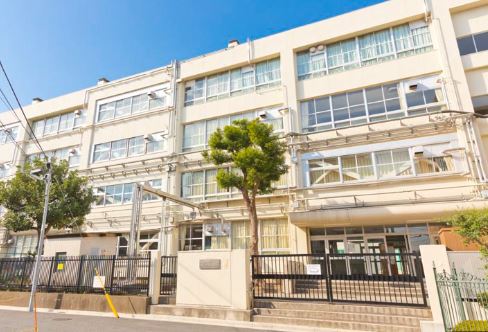 中学校　第三砂町中学校（中学校）まで313m