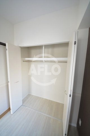 収納　ユイットアルブル上町台　クローゼット