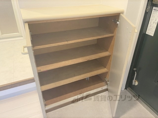 収納　下駄箱