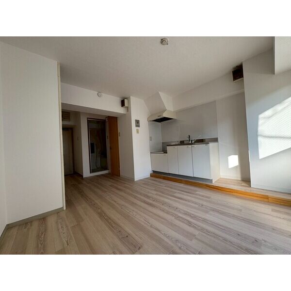 居室・リビング　※別室の参考写真の為、現況優先です。