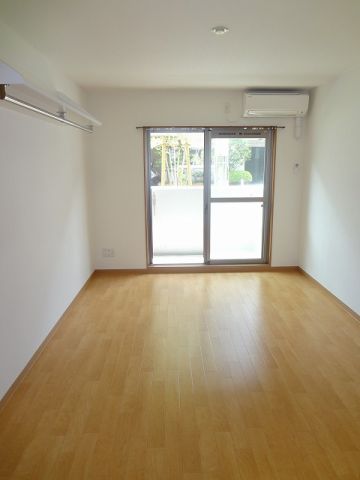 居室・リビング　別部屋写真掲載