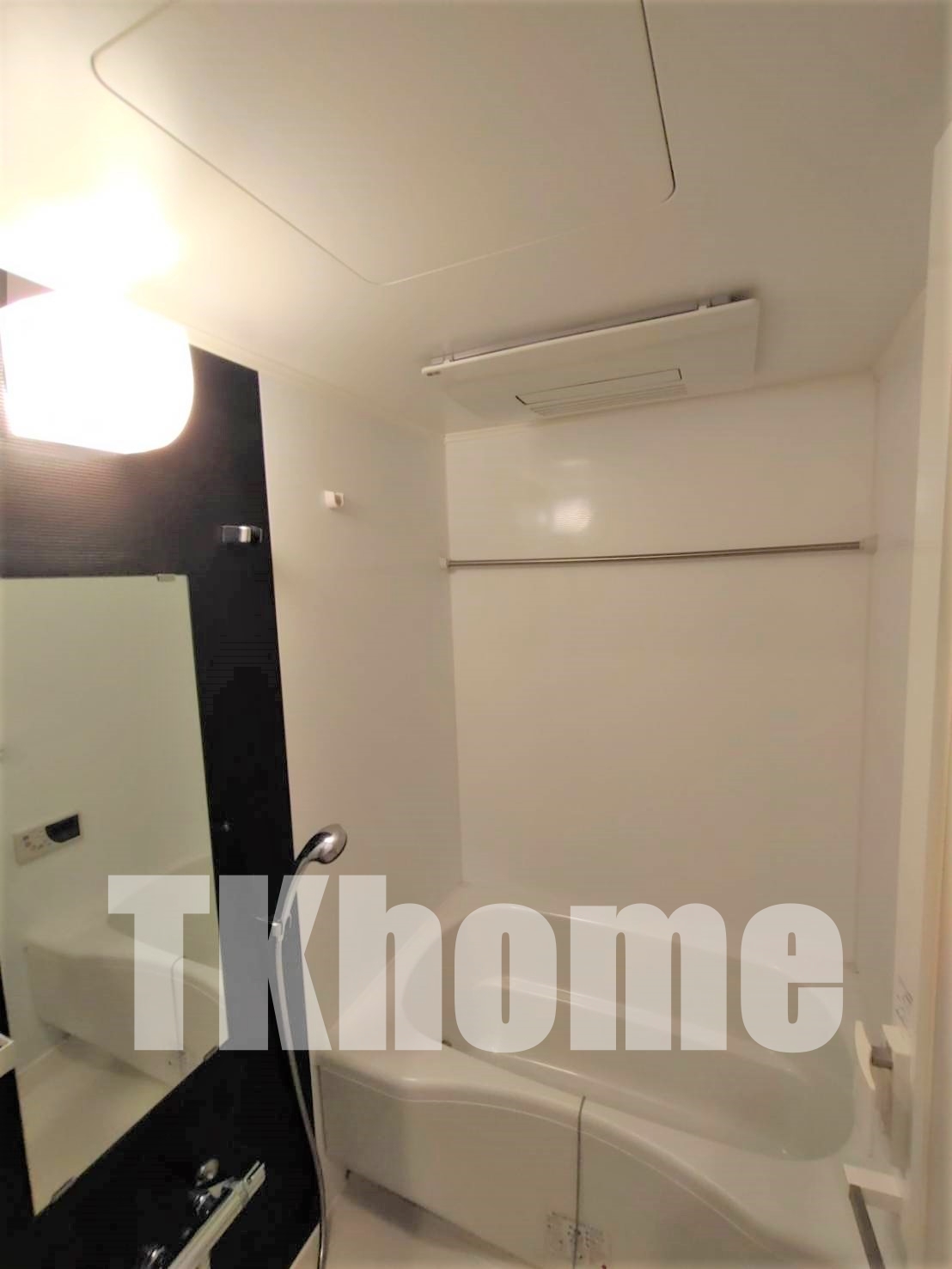 バス・シャワールーム　追炊き・浴室乾燥機付き