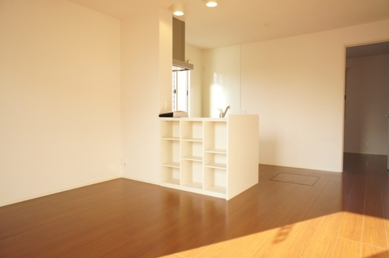 居室・リビング　図面と現状に相違がある場合には現状を優先