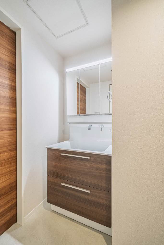 洗面設備　洗面化粧台