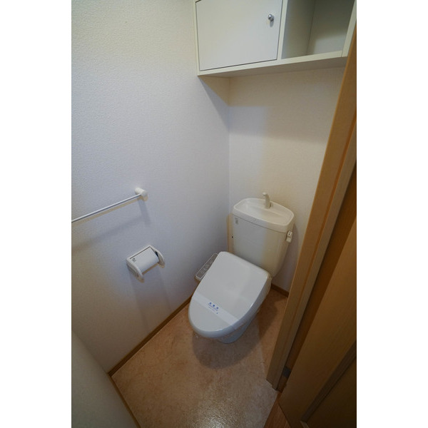 トイレ　同じ建物の別のお部屋