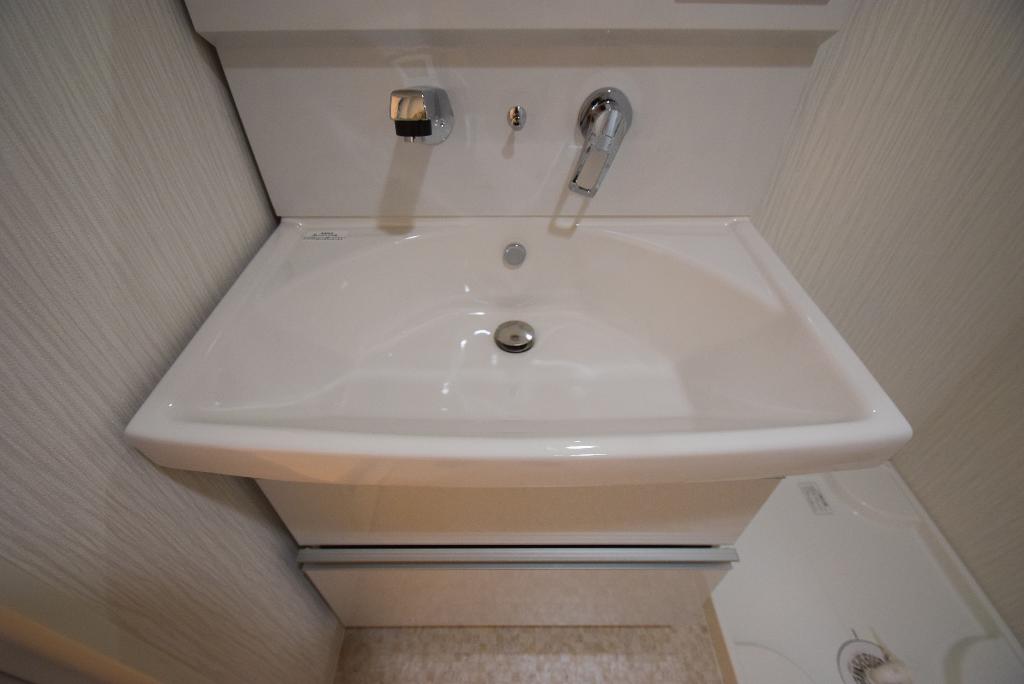 洗面設備　洗髪洗面化粧台