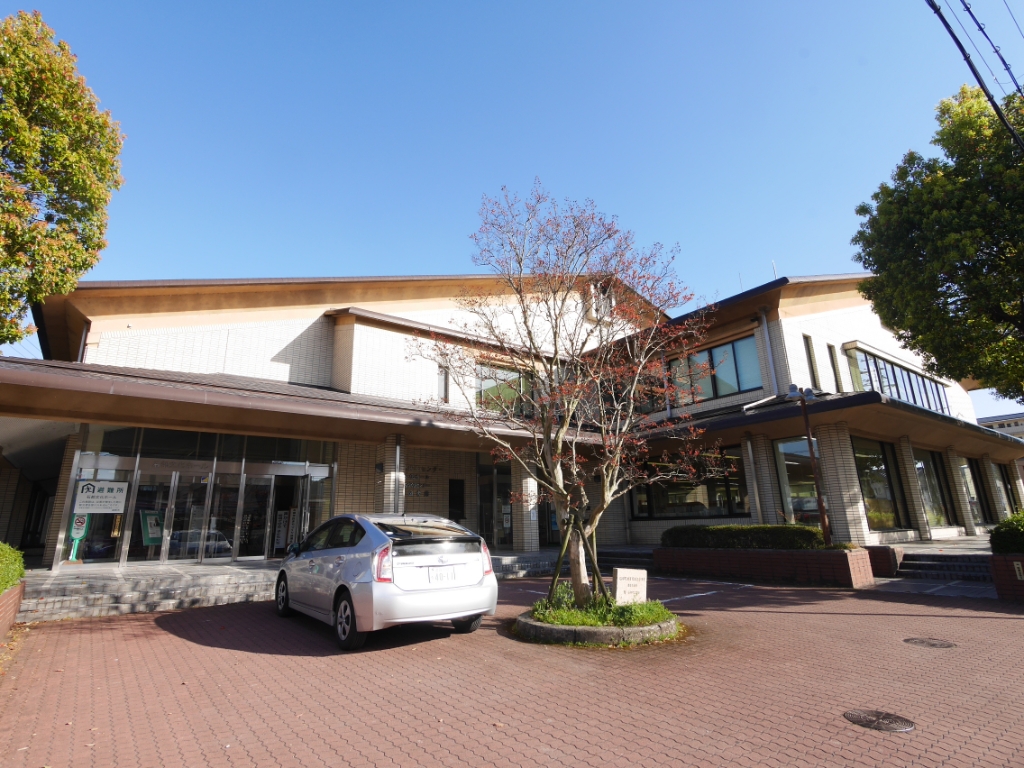 図書館　湖南市立石部図書館（図書館）まで1224m