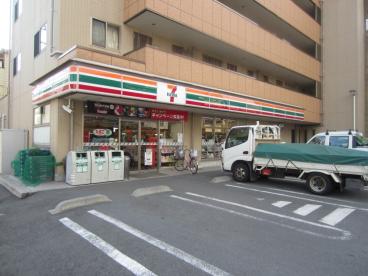 コンビニ　セブンイレブン 川崎小倉店（コンビニ）まで174m