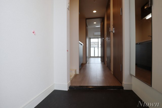 玄関　シンプルで使いやすい玄関です